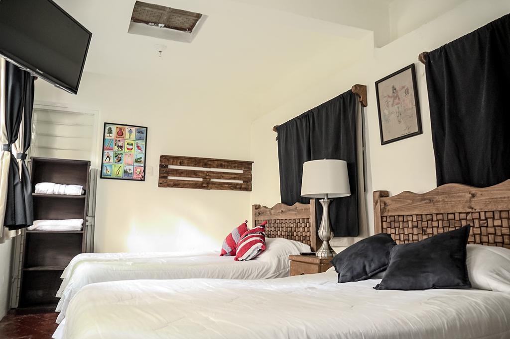 Hotel Posada Santa à San Cristóbal de Las Casas Extérieur photo